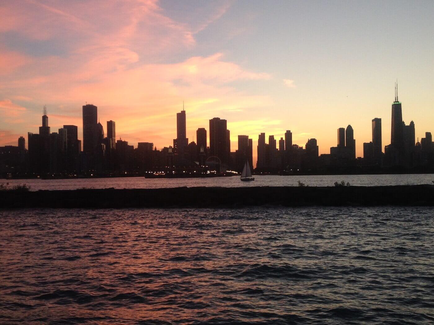 Chicago Boat Tours - Knock Out Charters - Lake Michigan & Chicago River ...